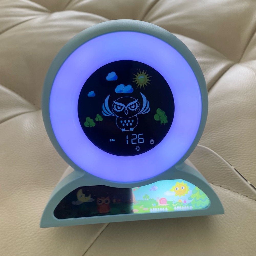 OK to wake Children's Blue and White Owl Clock - Picture 9 of 10